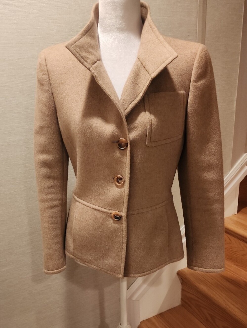 Akris 100% cashmere fitted jacket coat EUC camel - Picture 7 of 10
